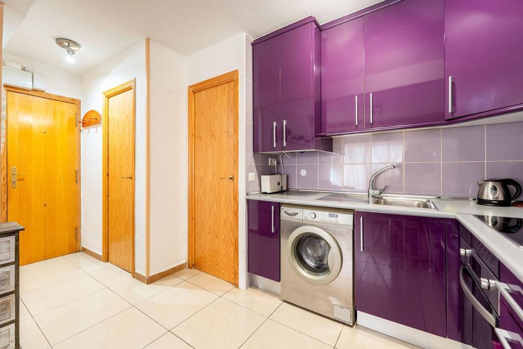 Apartamento En El Centro A Un Minuto De La Playa Benidorm Exterior photo